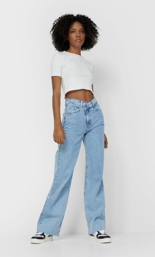 'Straight fit', el nuevo vaquero ancho de cintura asimétrica de Stradivarius que mejor sienta